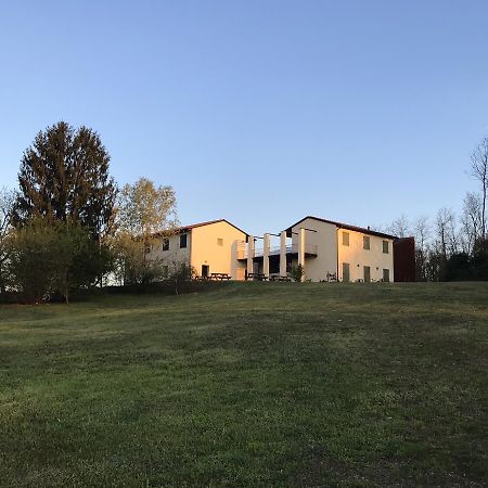 Albergue Cascina Monte Diviso Gallarate Exterior foto