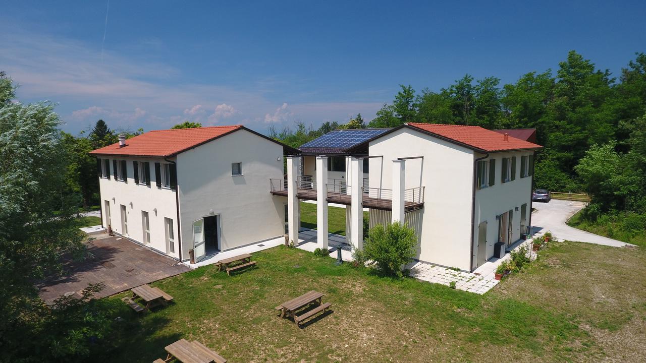 Albergue Cascina Monte Diviso Gallarate Exterior foto